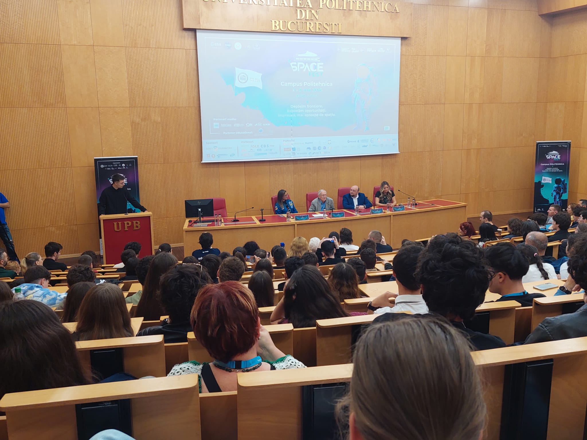 Prezentare conferință